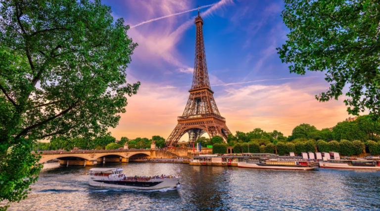 Best Time to Visit Paris in 2026